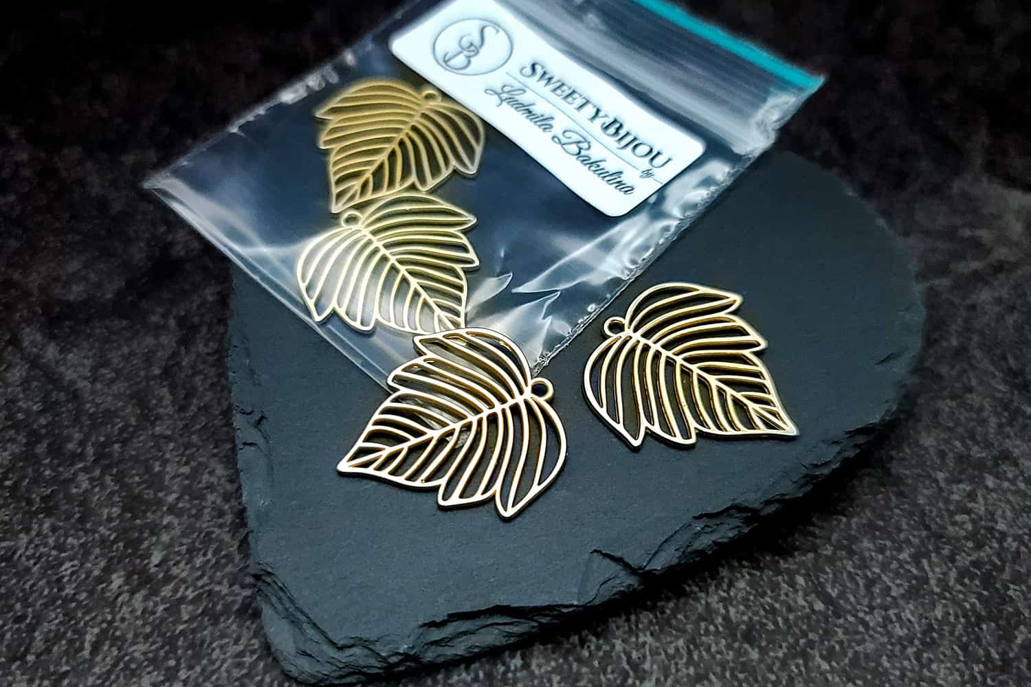 Pair of matt golden color leafs charms for earrings #27246