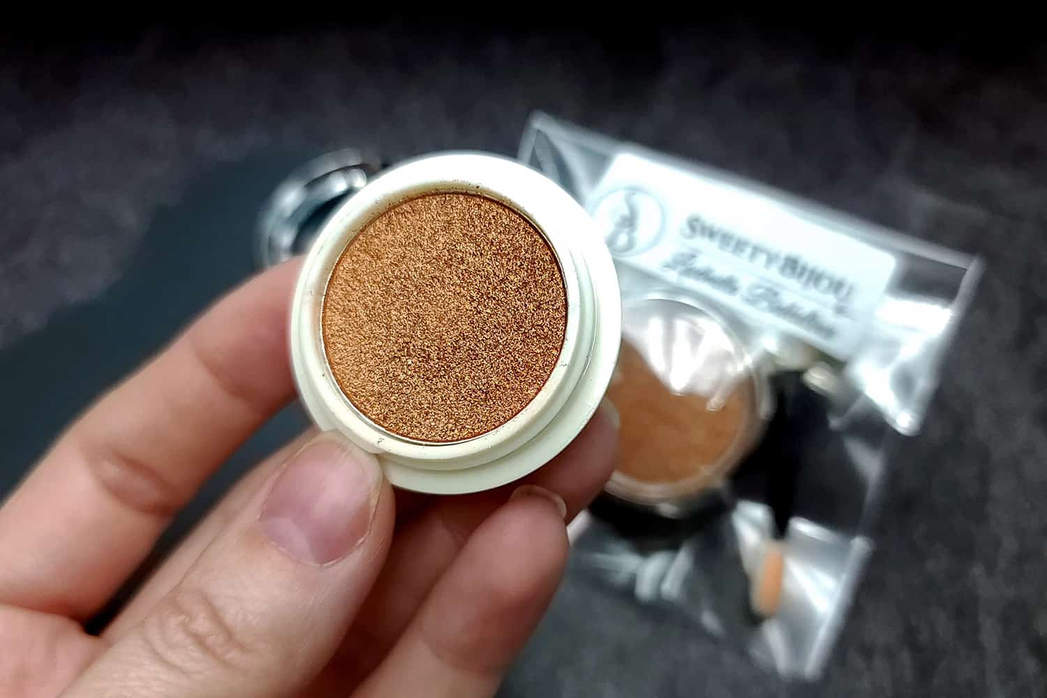 Solid copper powder with metal+chrome effect pigment (27357)