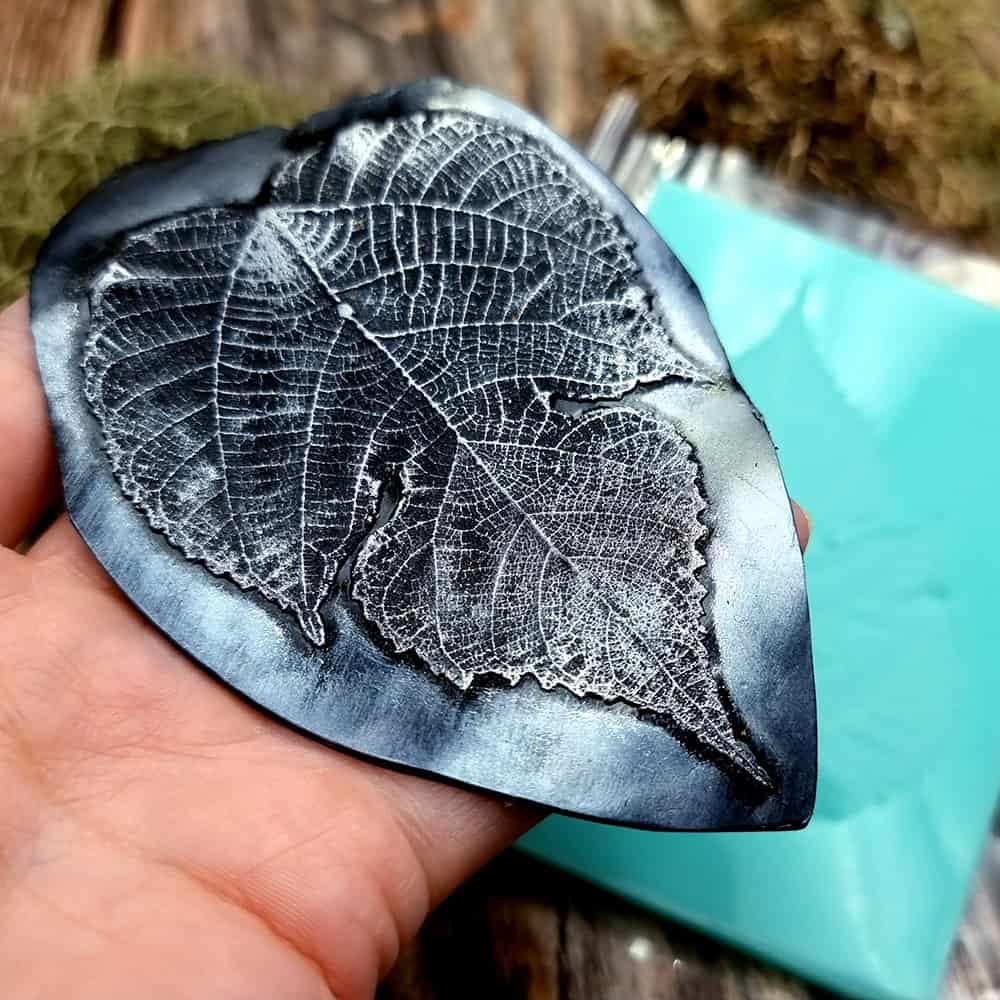 Detailed Leaf - Handmade texture-mold of real leaf (35987)