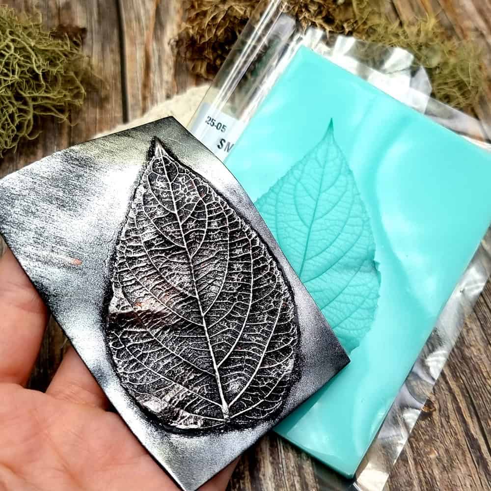 Detailed Sharp Leaf - Handmade texture-mold of real leaf (36031)