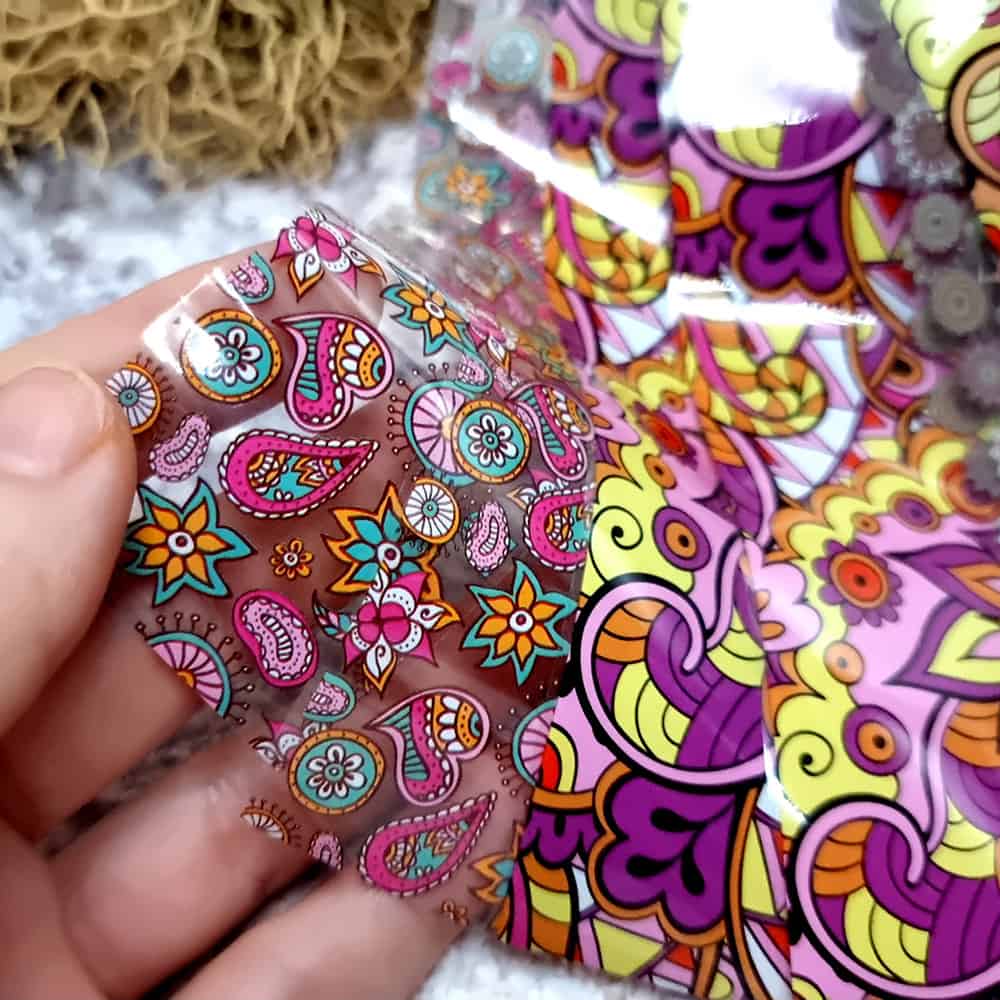 10 colorful Transfer Foils "Hippie style textile 3" (52683)