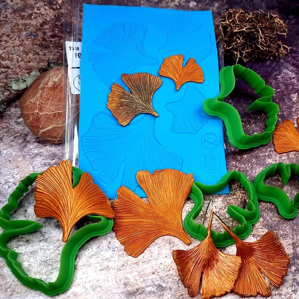 Four Gingko Leafs Texture with Outline - 145x95mm (149017)
